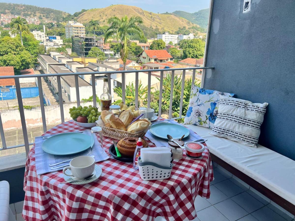 Acomodação com café da manhã  Jacarepagua - Em